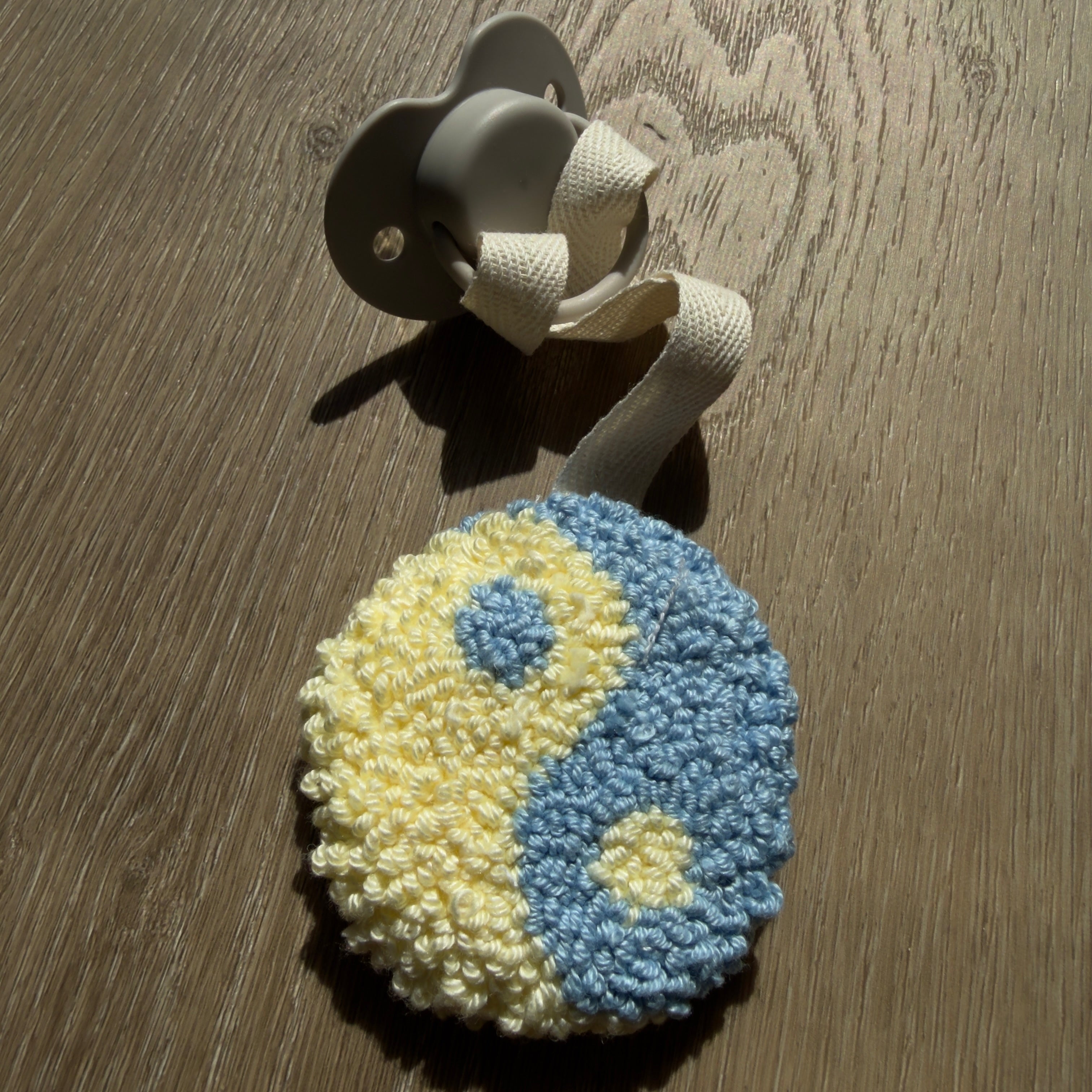 Pre-Order Ying Yang Speenhanger