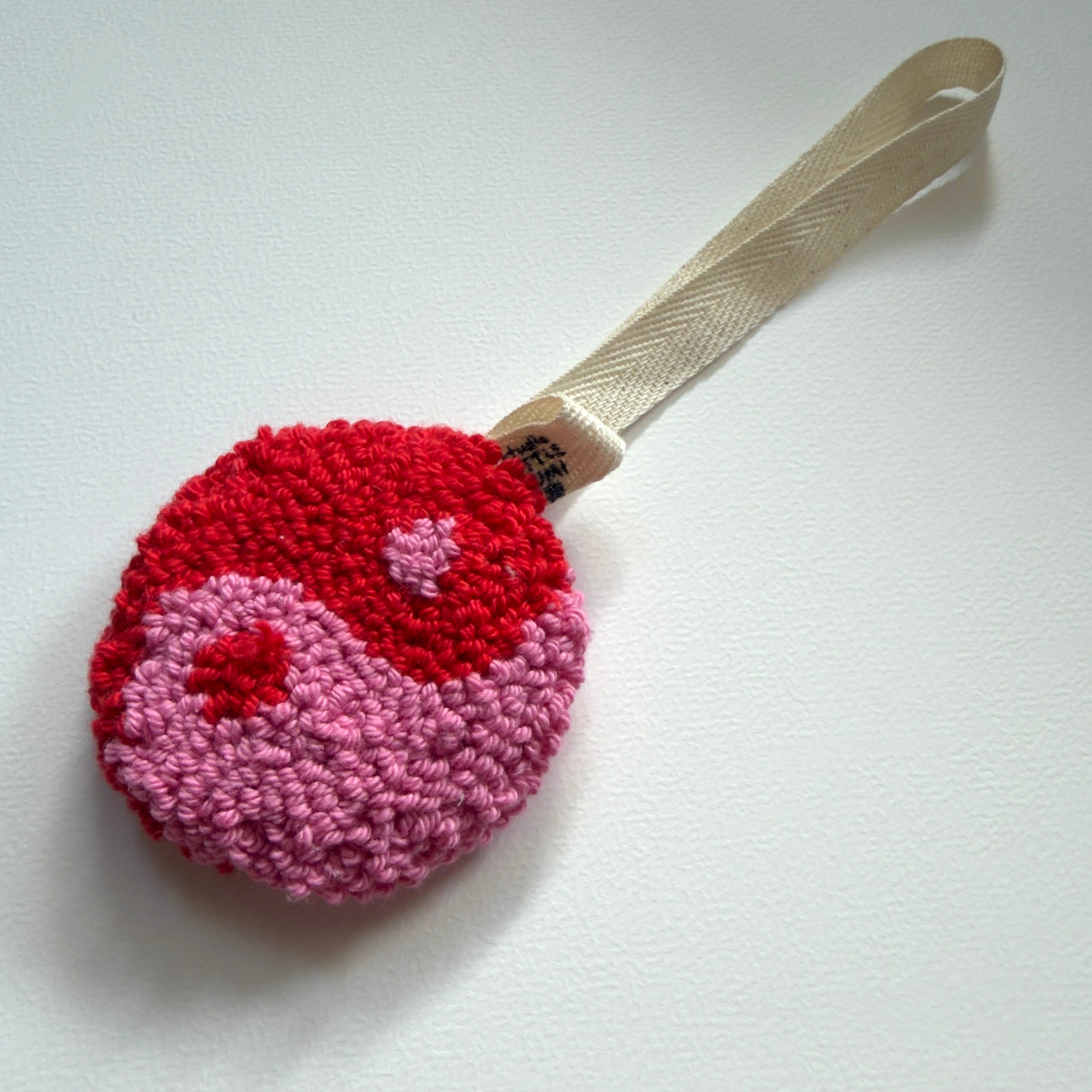 Roze Rode Ying Yang Speenhanger